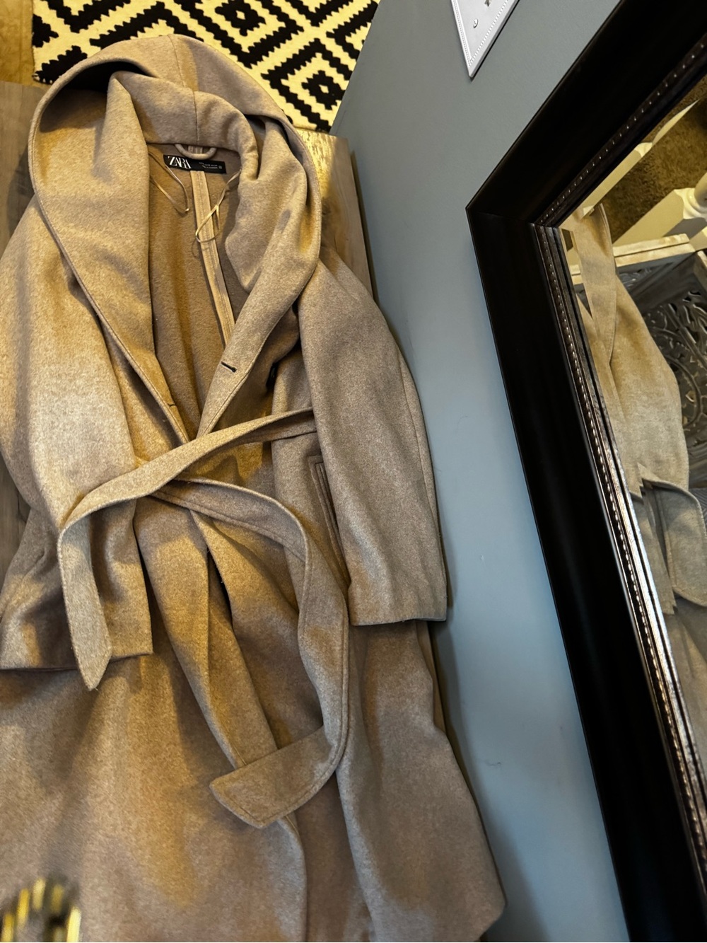 Zara Cream Belted Trench Coat with Hood - Picture 2 of 5